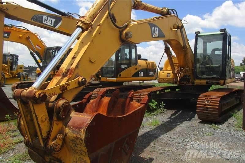 CAT 320C Міні-екскаватори < 7т
