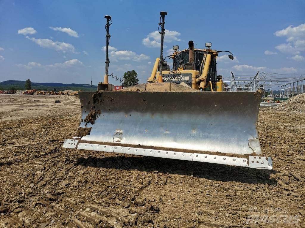 Komatsu D 65 PX-17 Гусеничні бульдозери