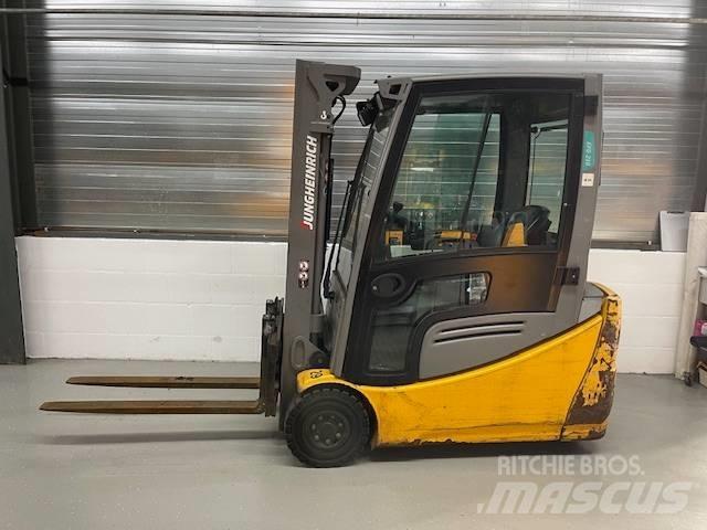 Jungheinrich EFG 216 Електронавантажувачі