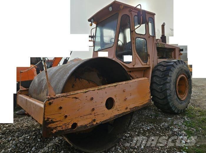 CAT CS 533 C Котки тротуарні