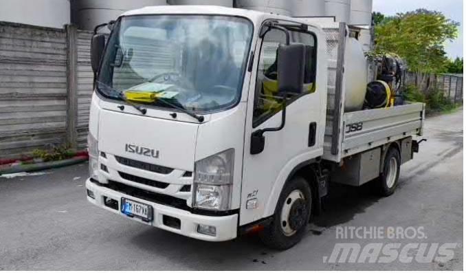 Isuzu N 1R 87A Фургони
