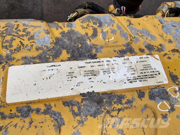 CAT C9 4ZF Двигуни