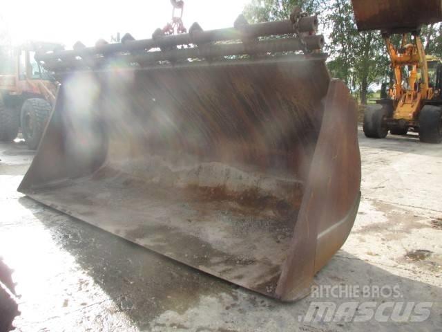 CAT 992 C Ковші