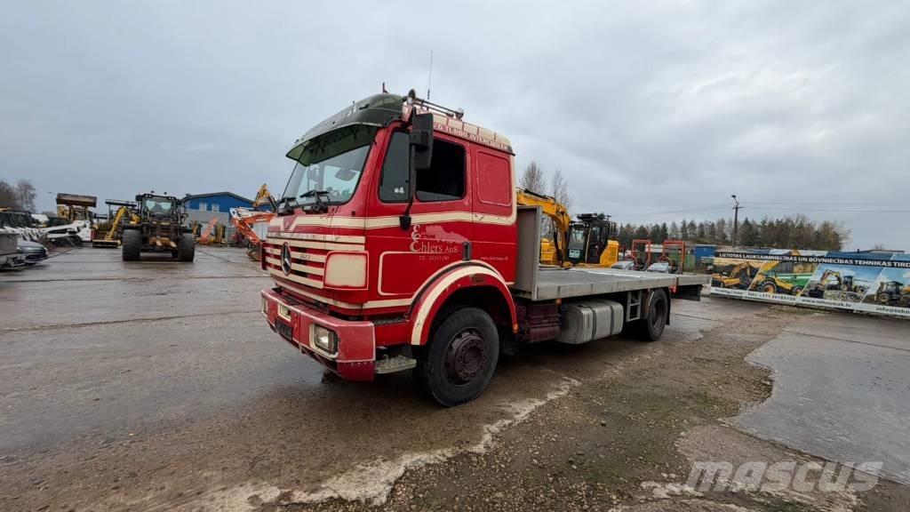 Mercedes-Benz 1827 Автовози