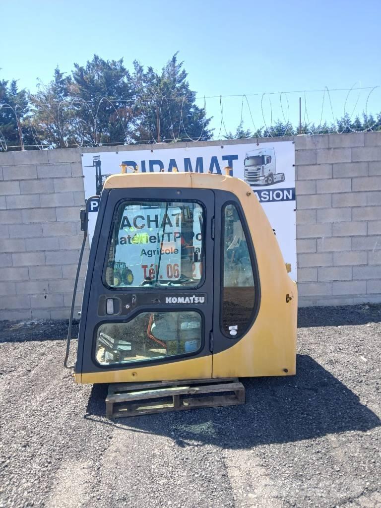 Komatsu PC 210 Кабіна