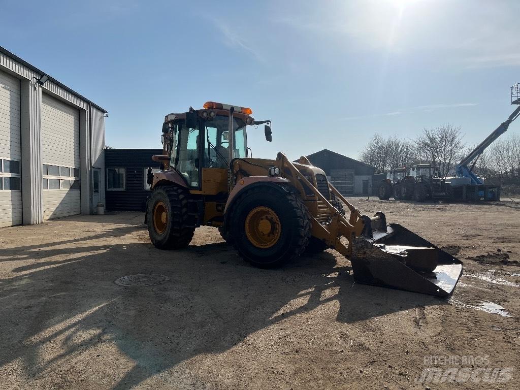 Hydrema 926 D Екскаватори-навантажувачі