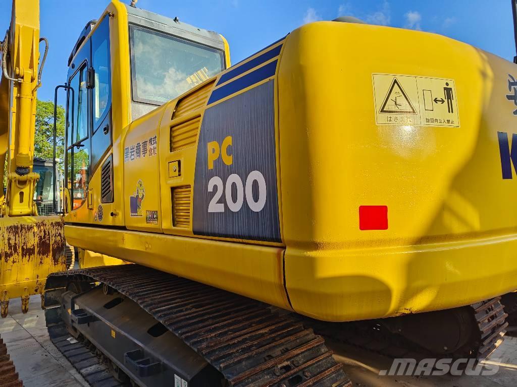 Komatsu PC 200-8 Гусеничні екскаватори