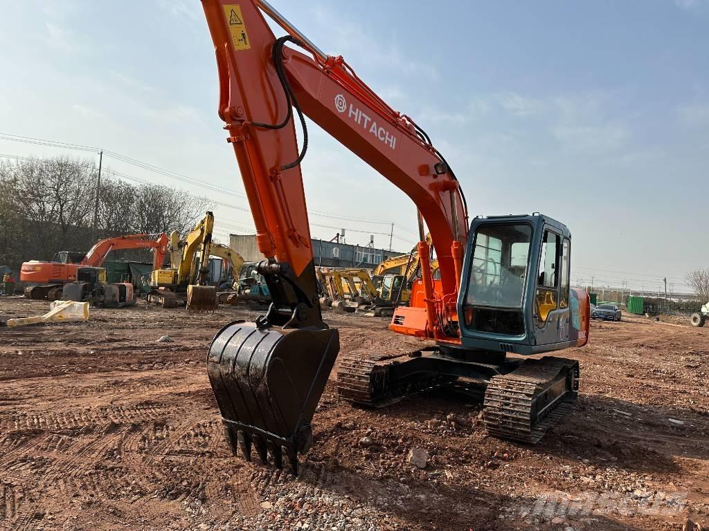 Hitachi EX 120 Гусеничні екскаватори