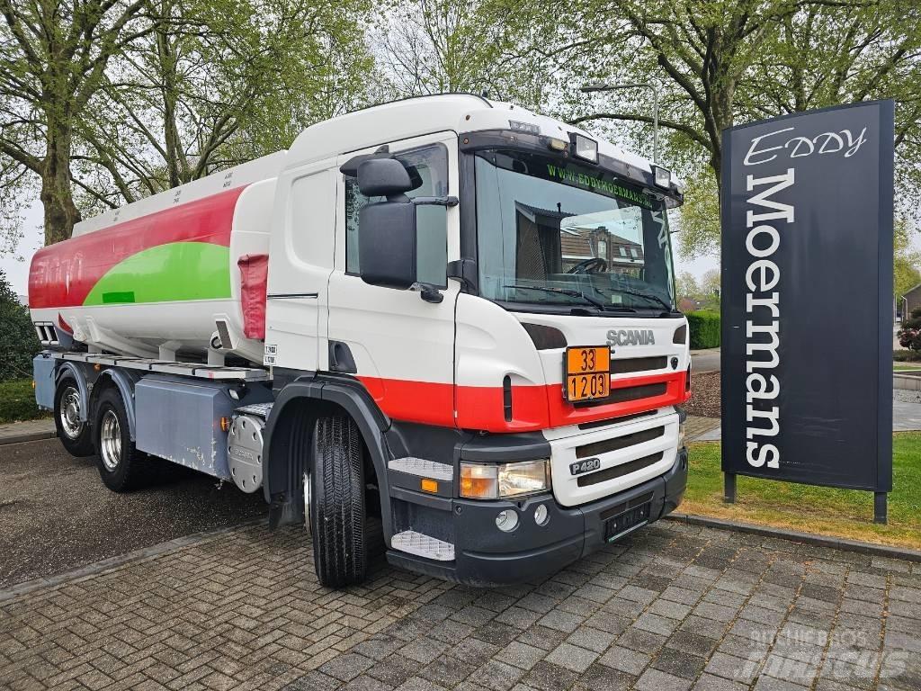 Scania P420 6x2*4 Вантажівки-цистерни
