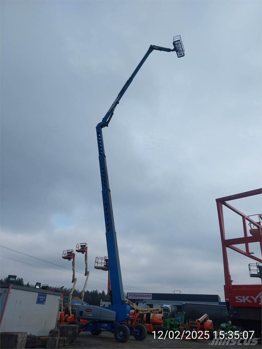 Genie Z135/70 Колінчаті підйомники