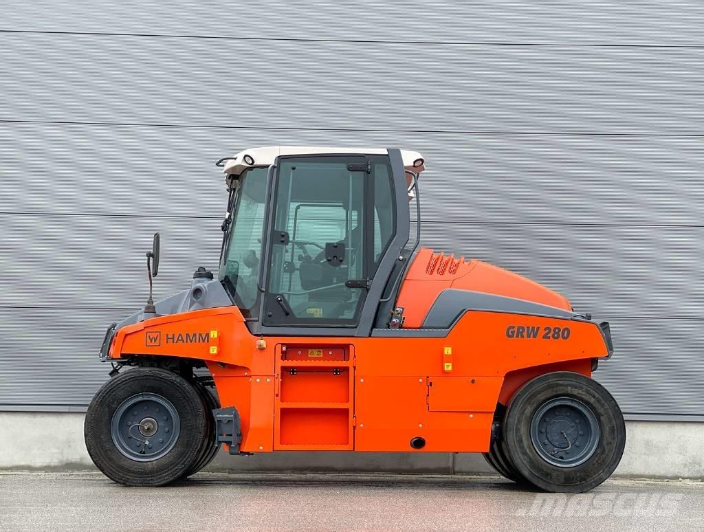Hamm GRW 280-10 Пневматичні катки
