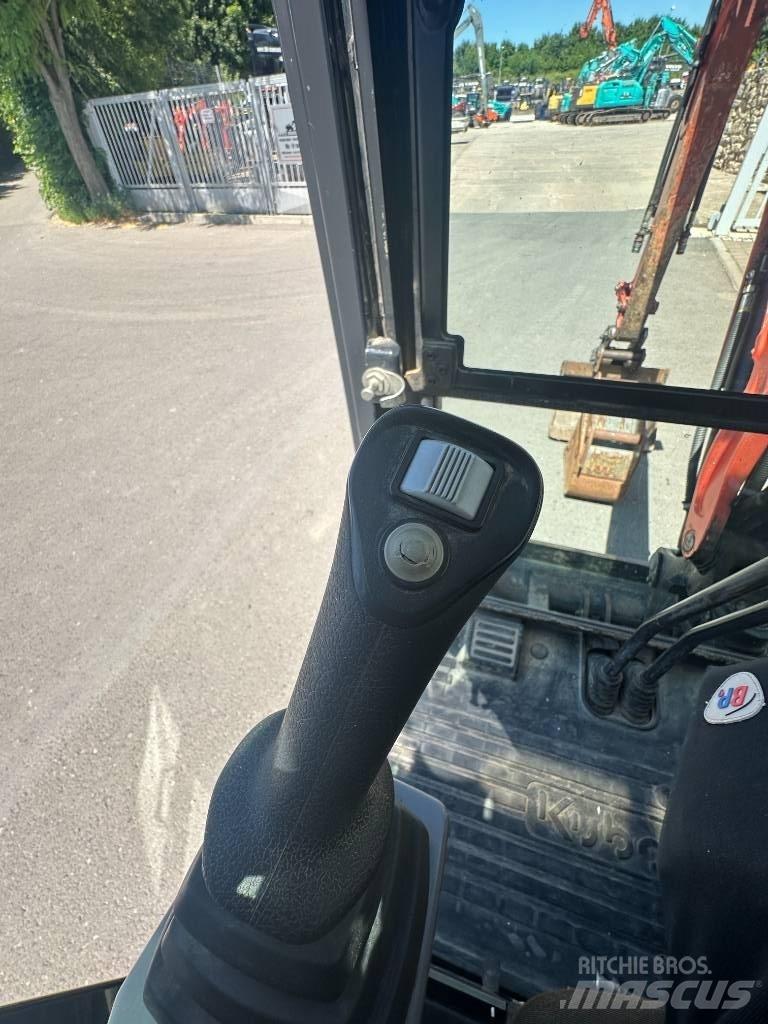 Kubota U 27-4 Міні-екскаватори < 7т