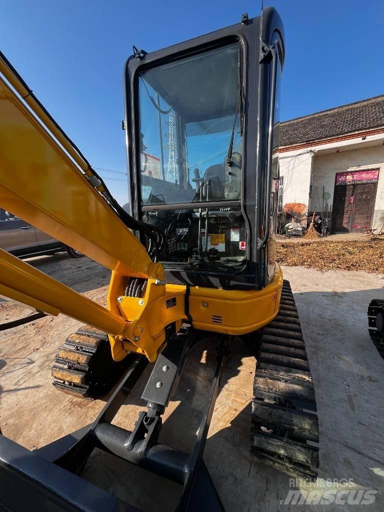 Komatsu PC 35 MR Міні-екскаватори < 7т