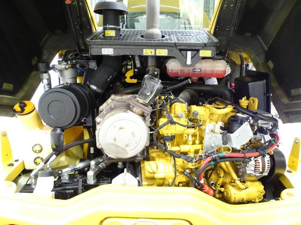 CAT 908M Фронтальні навантажувачі