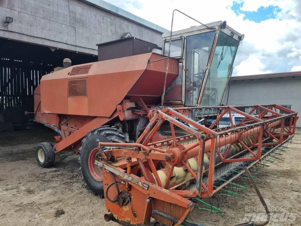 Laverda M152 Зернозбиральні комбайни