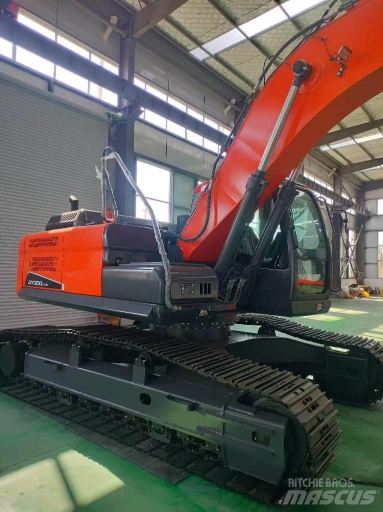 Doosan DX300 Середні екскаватори 7т. - 12т.