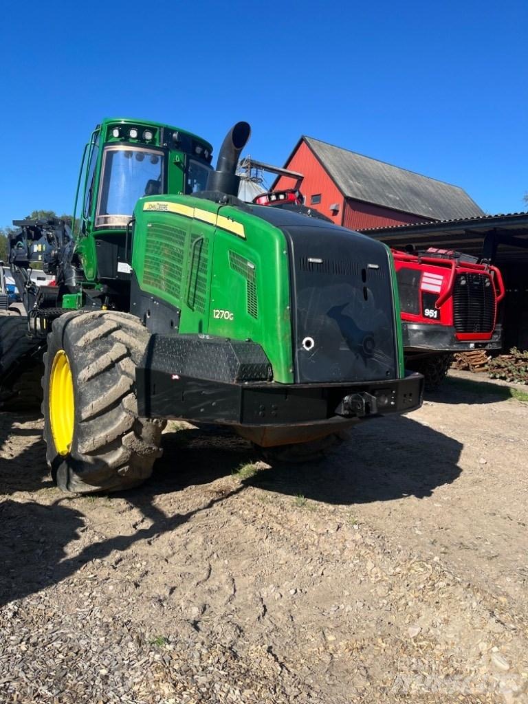 John Deere 1270 G Харвестери