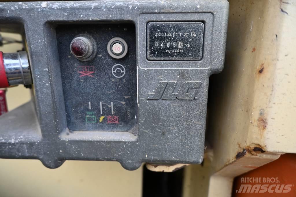 JLG 2030 ES Підйомники-ножиці