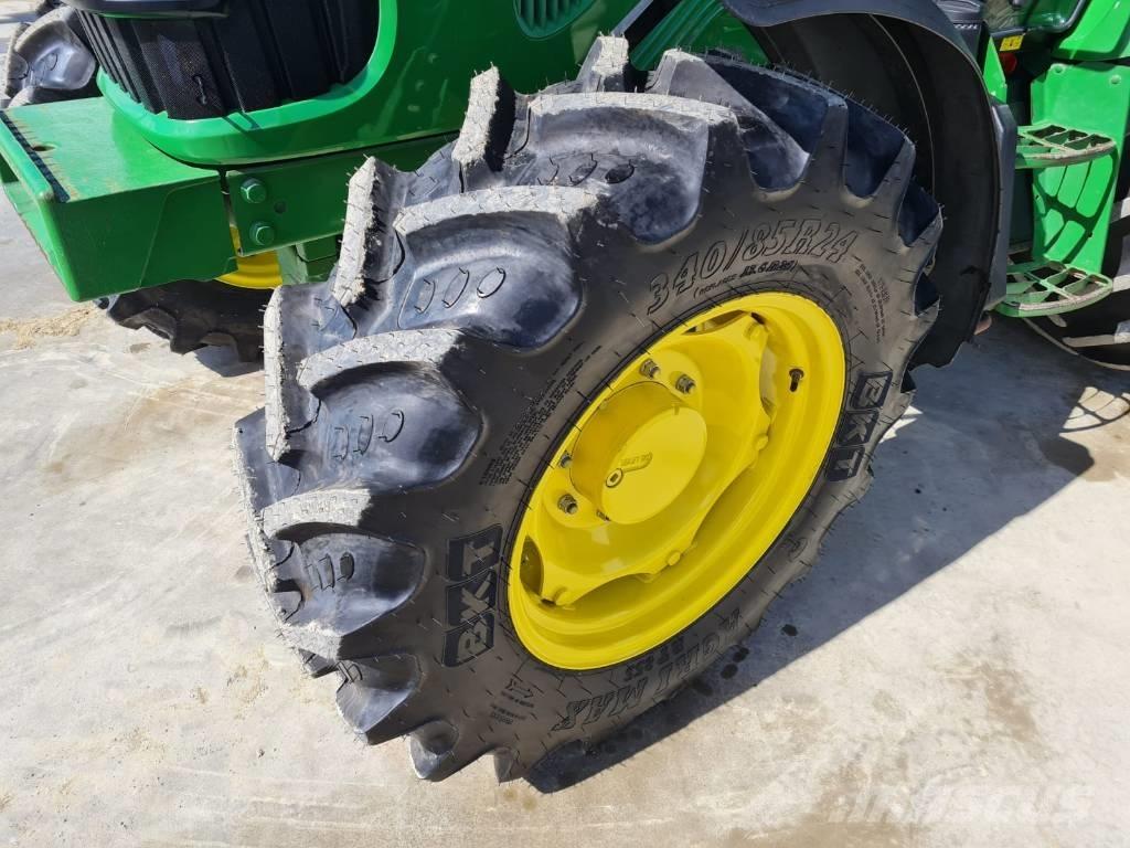 John Deere 5090 M Трактори