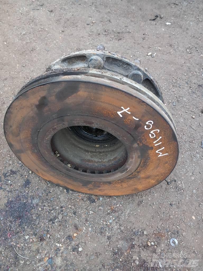 MAN TGM  81357010155 Осі