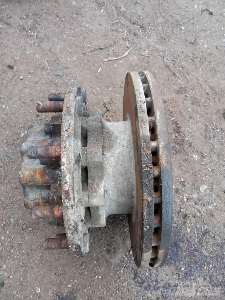MAN TGM  81357010155 Осі