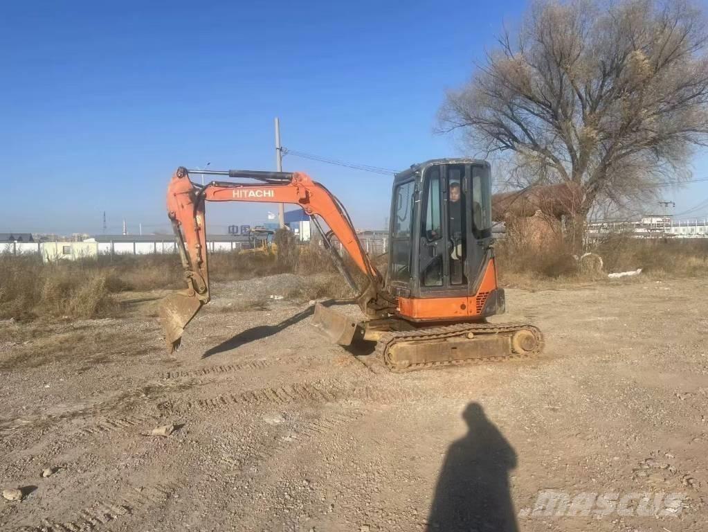 Hitachi ZX 35 U Міні-екскаватори < 7т