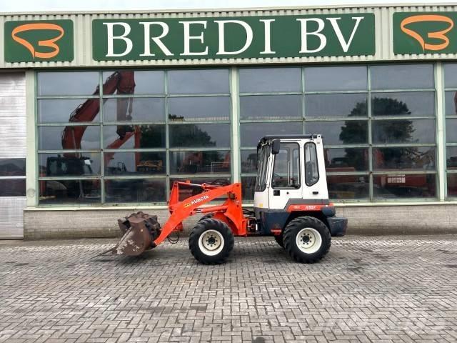 Kubota R 520 Фронтальні навантажувачі