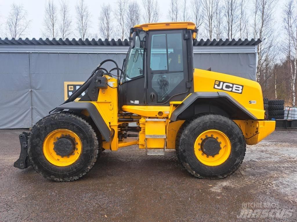 JCB 417 HT Фронтальні навантажувачі