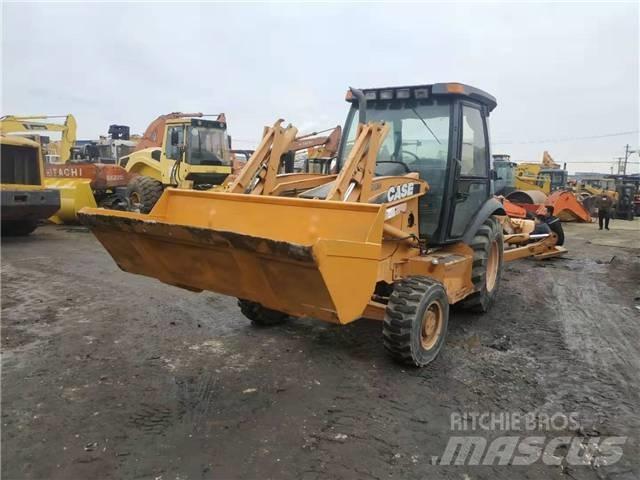 CASE 580M Міні-навантажувачі