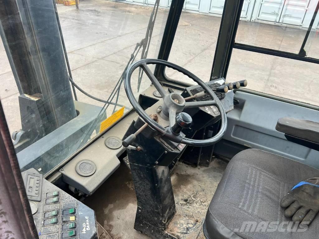 Sisu TD 1712 HS Дизельні навантажувачі