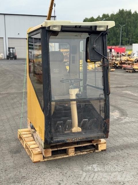 CAT M 320 USED CAB Кабіна