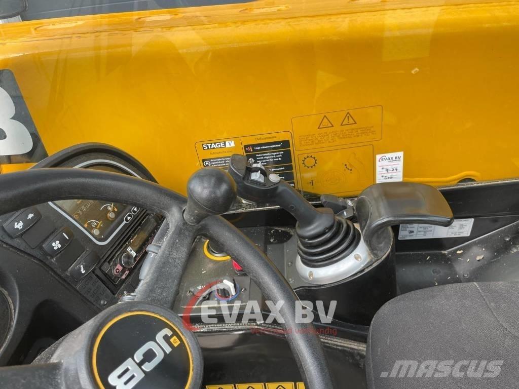 JCB 525-60 AgriPlus Телескопічний навантажувач