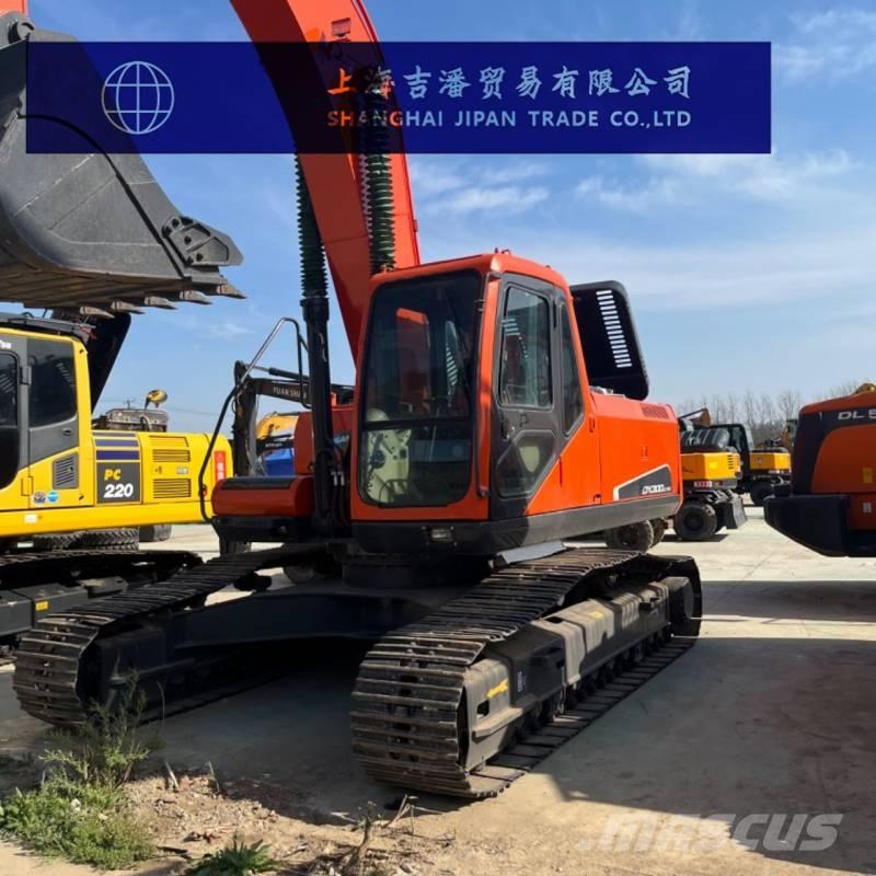 Doosan DX 300 Гусеничні екскаватори