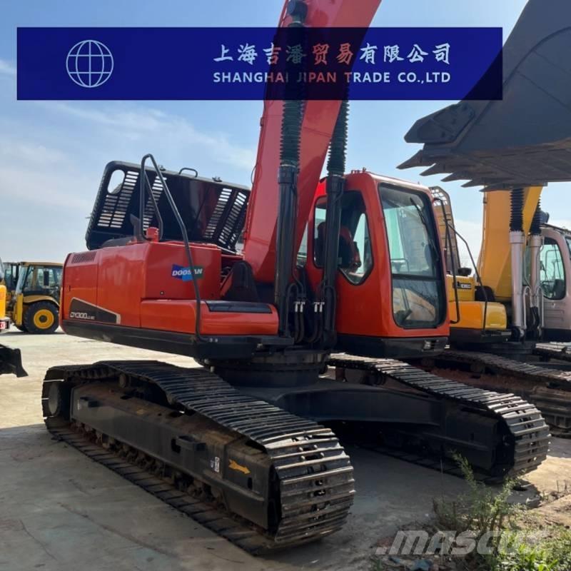 Doosan DX 300 Гусеничні екскаватори