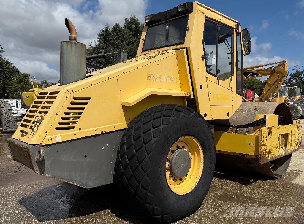 Bomag BW 211 D-3 Котки тротуарні