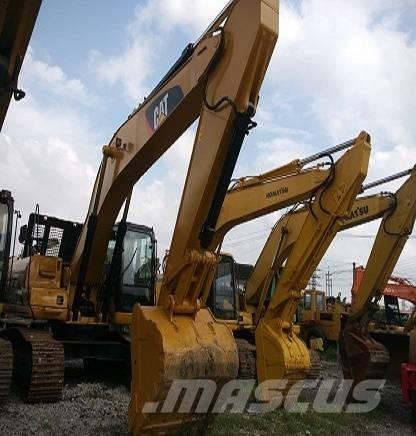 CAT 325 D Гусеничні екскаватори
