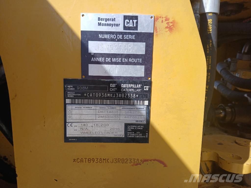 CAT 938 Фронтальні навантажувачі