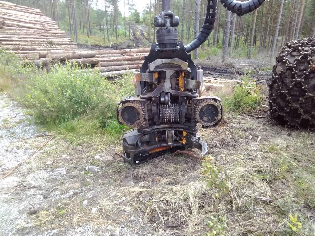 Ponsse SCORPION 8W Харвестери