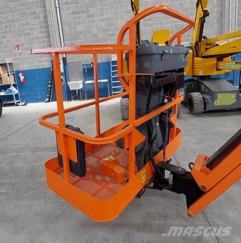 JLG E 450 AJ Колінчаті підйомники