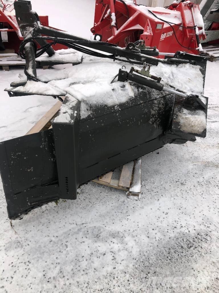 Ala-talkkari AT 260 Снігомітли