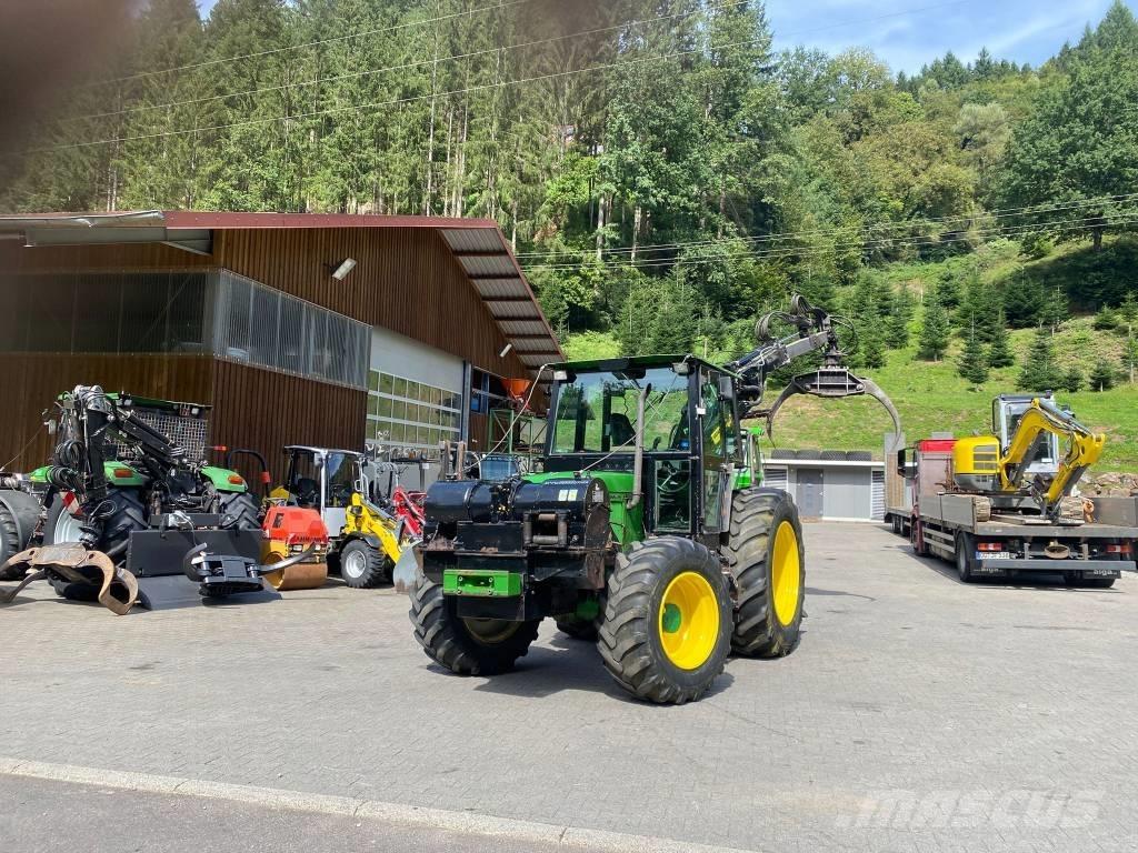 John Deere 6400 Лісогосподарські трактори