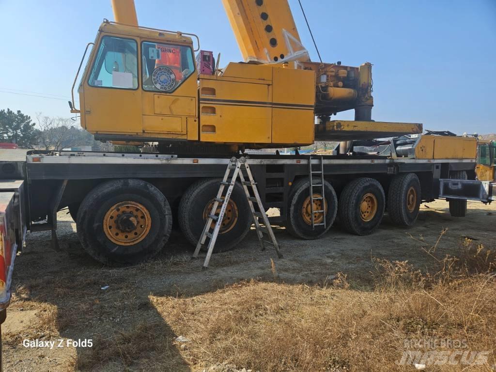 Liebherr LTM1225 автокрани