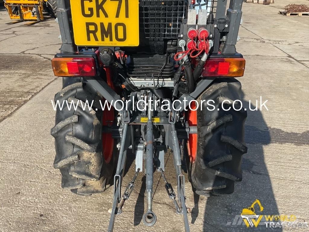 Kubota B 1241 Трактори