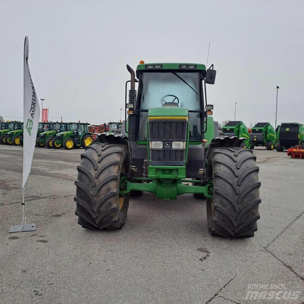 John Deere 7700 Трактори