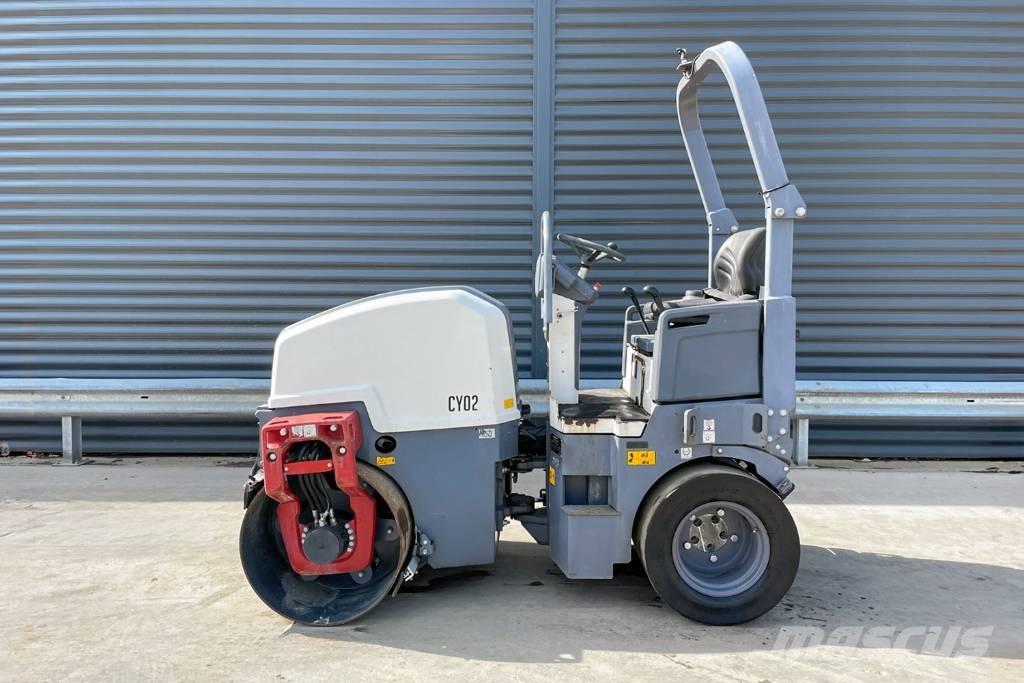 Dynapac CC1200C Комбіновані катки