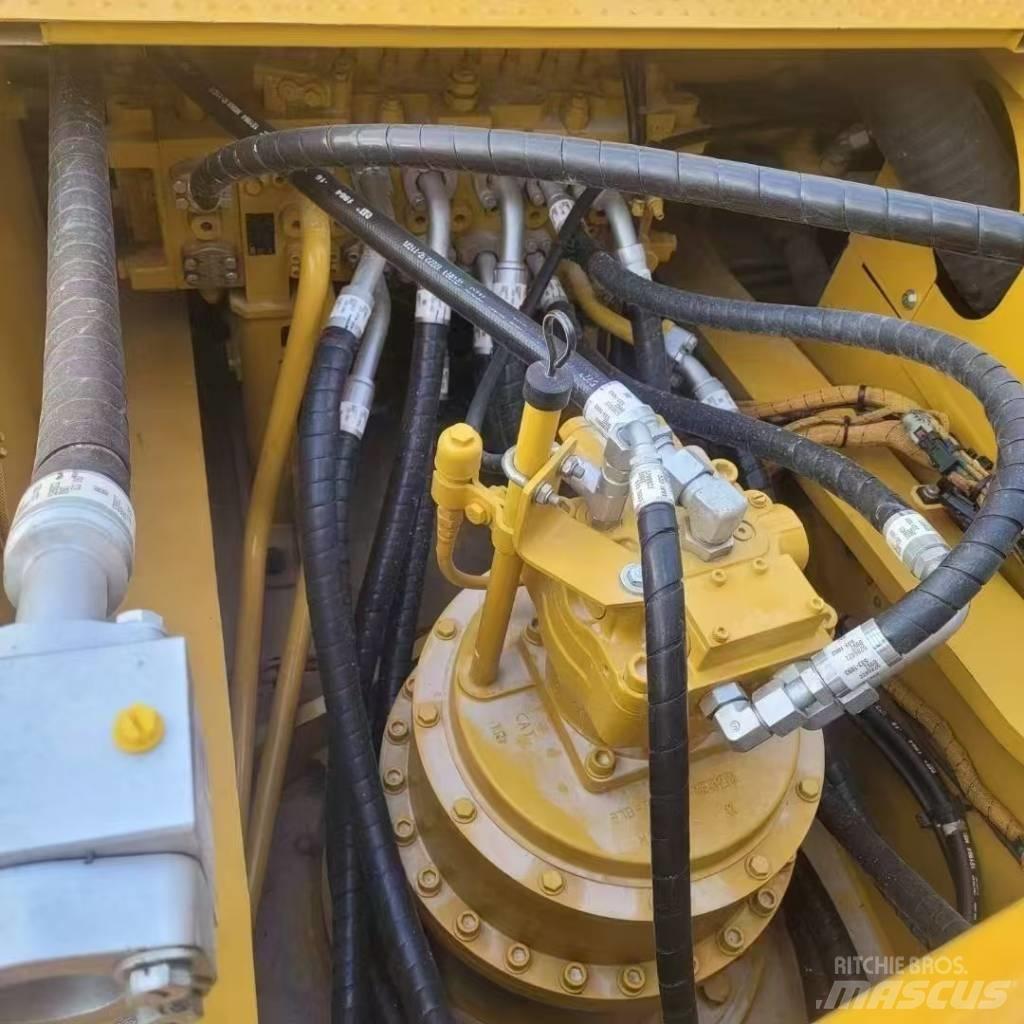 CAT 336GC Гусеничні екскаватори
