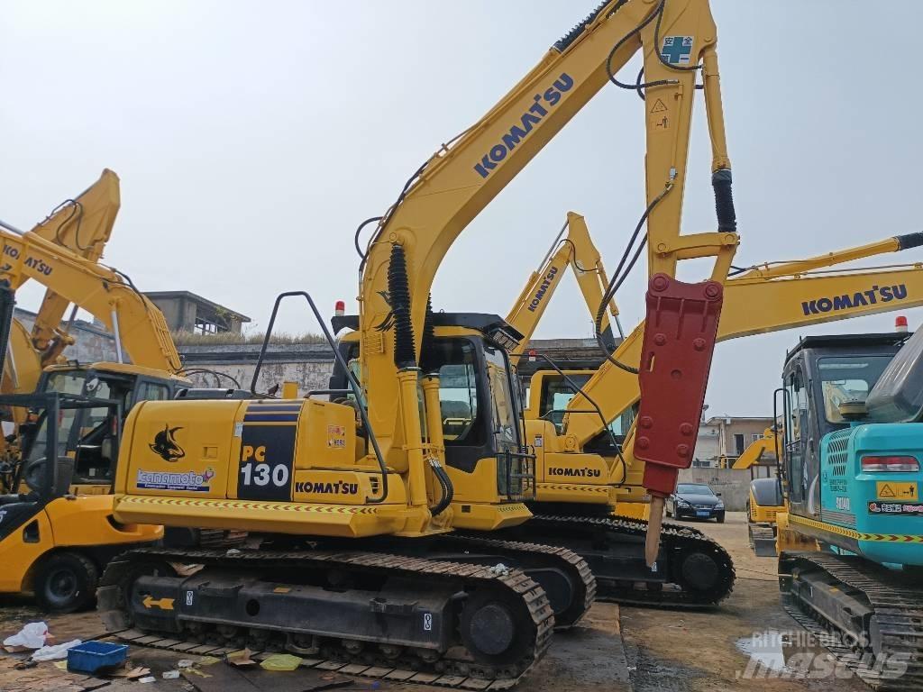 Komatsu PC130 Гусеничні екскаватори