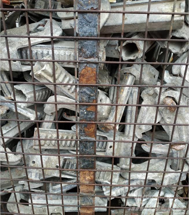 Peri BFD Clamps (Used) Опалубка