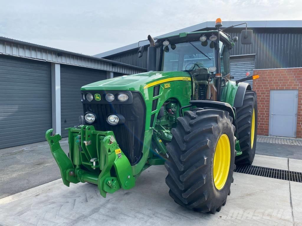 John Deere 8230 ILS Трактори