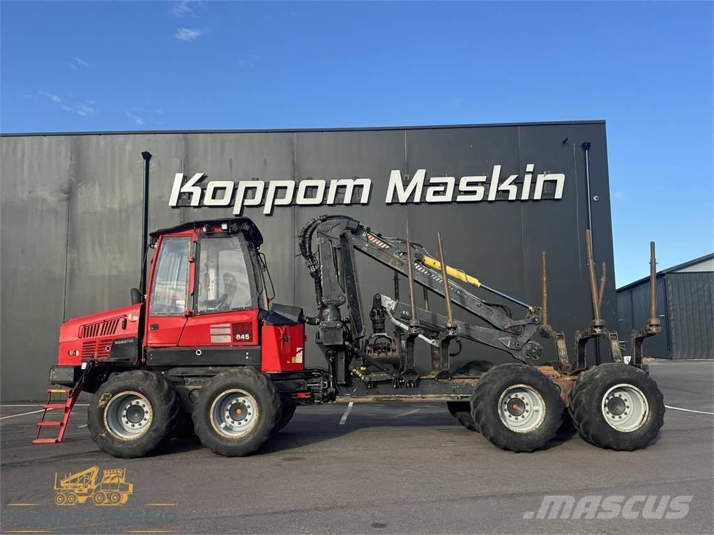 Komatsu 845 Форвардери